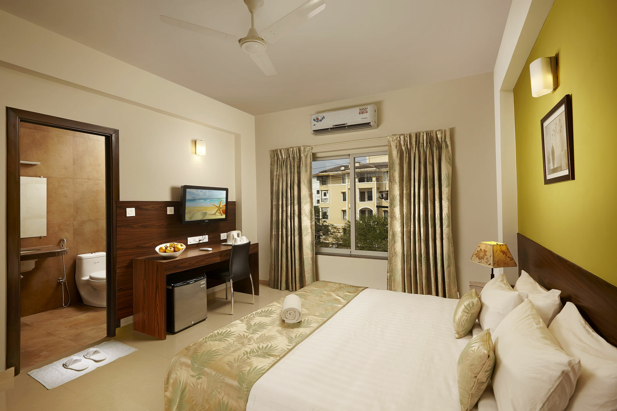 ไฮแลนด์ โฮมส์ บัดเจ็ต Hotel ปณชี ภายนอก รูปภาพ